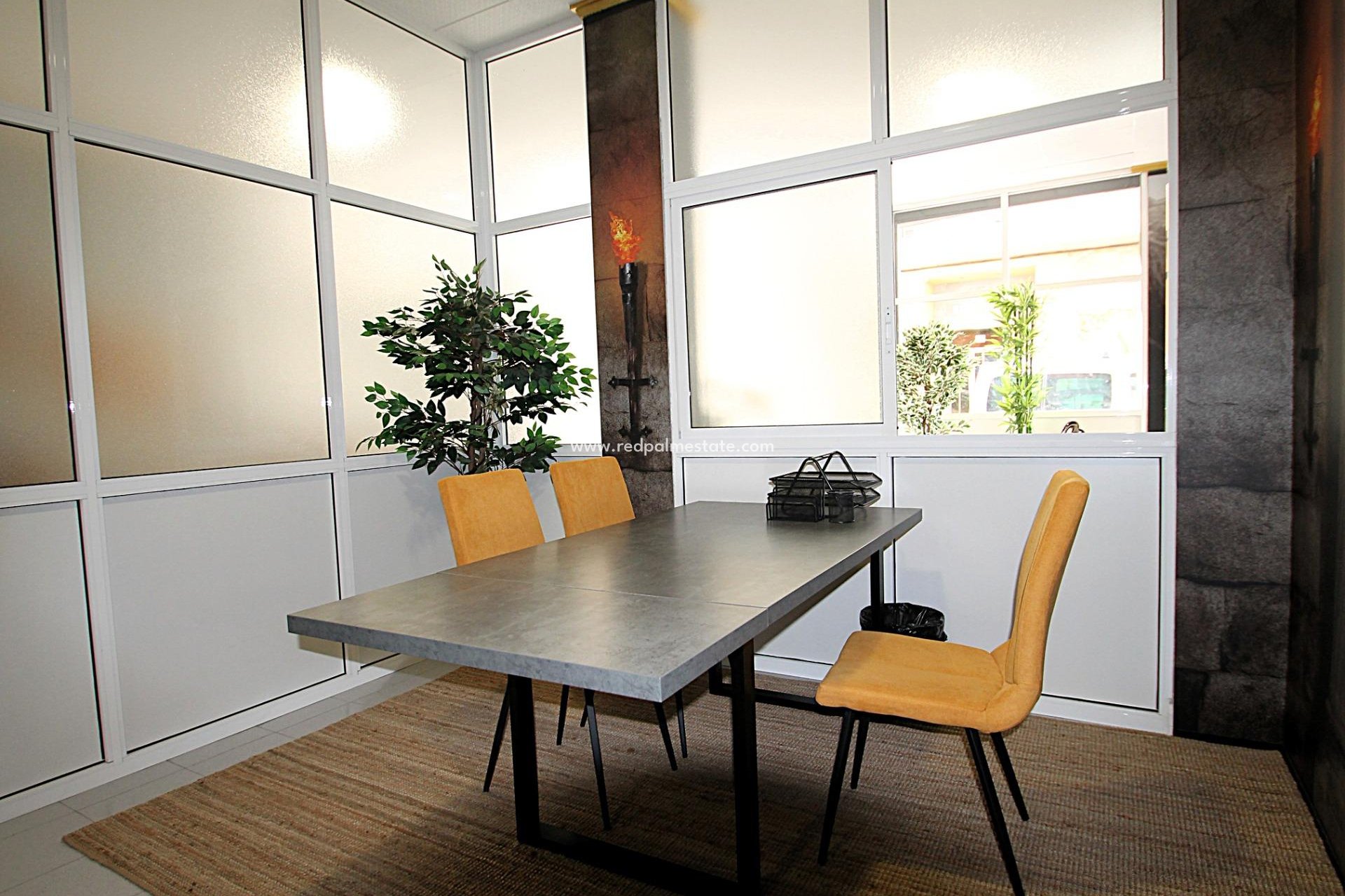 Videresalg - Virksomhet -
Torrevieja - Las Piscinas Naturales