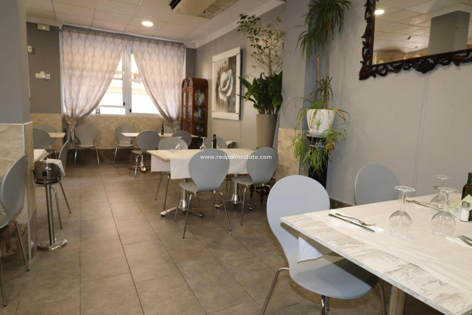 Videresalg - Virksomhet -
Torrevieja - Playa del Cura