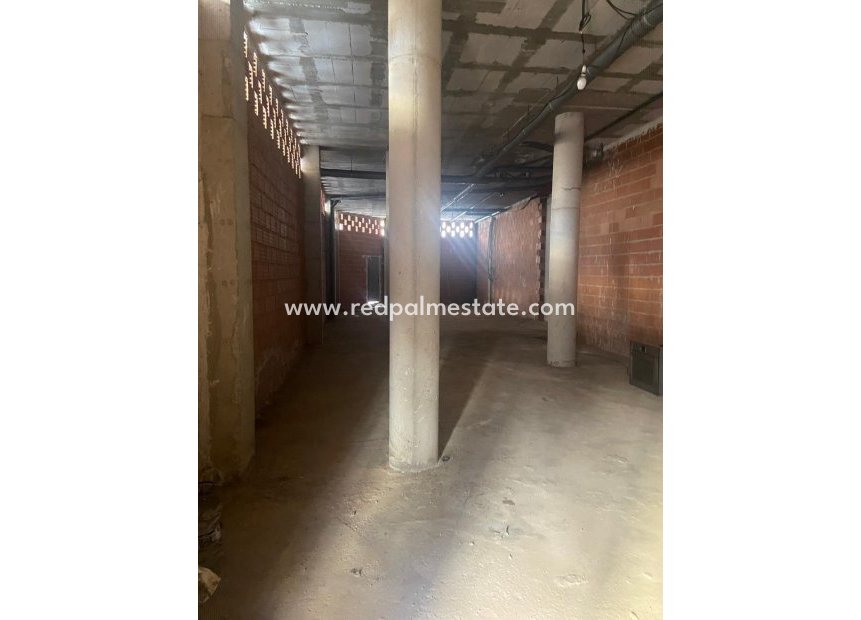 Videresalg - Virksomhet -
Torrevieja - Playa del Cura