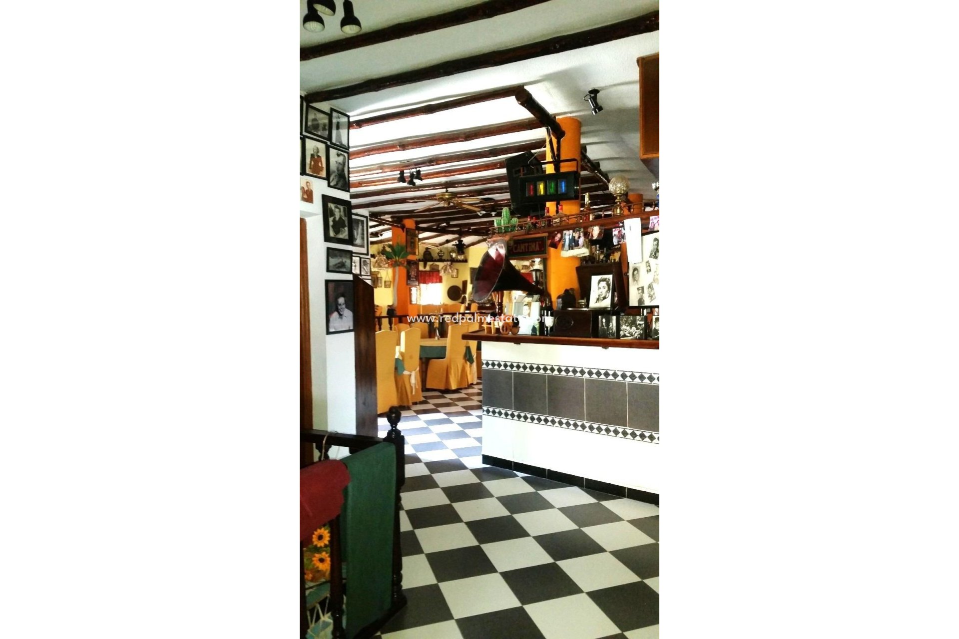 Videresalg - Virksomhet -
Torrevieja - Playa del Cura