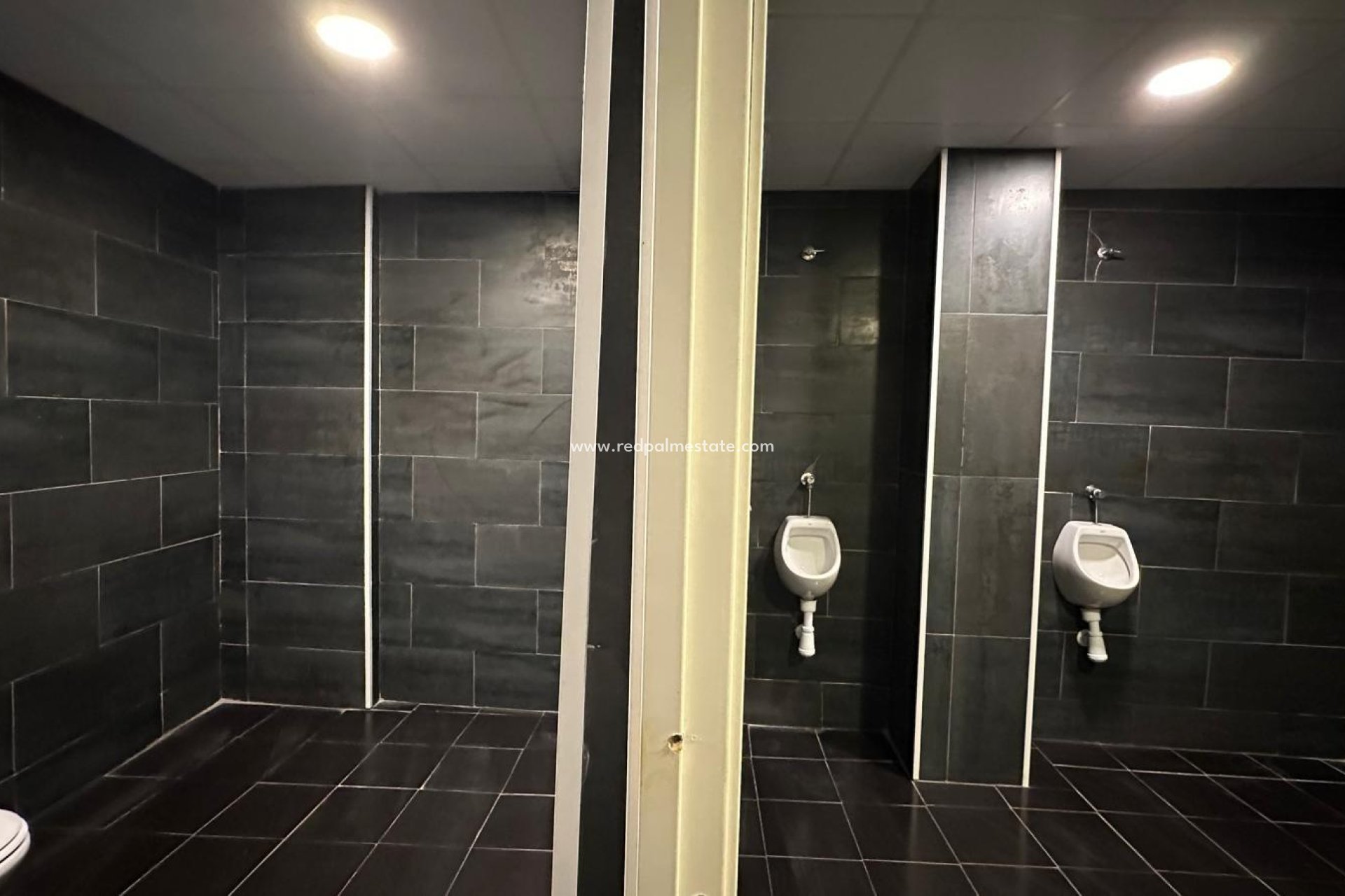 Videresalg - Virksomhet -
Torrevieja - Playa del Cura