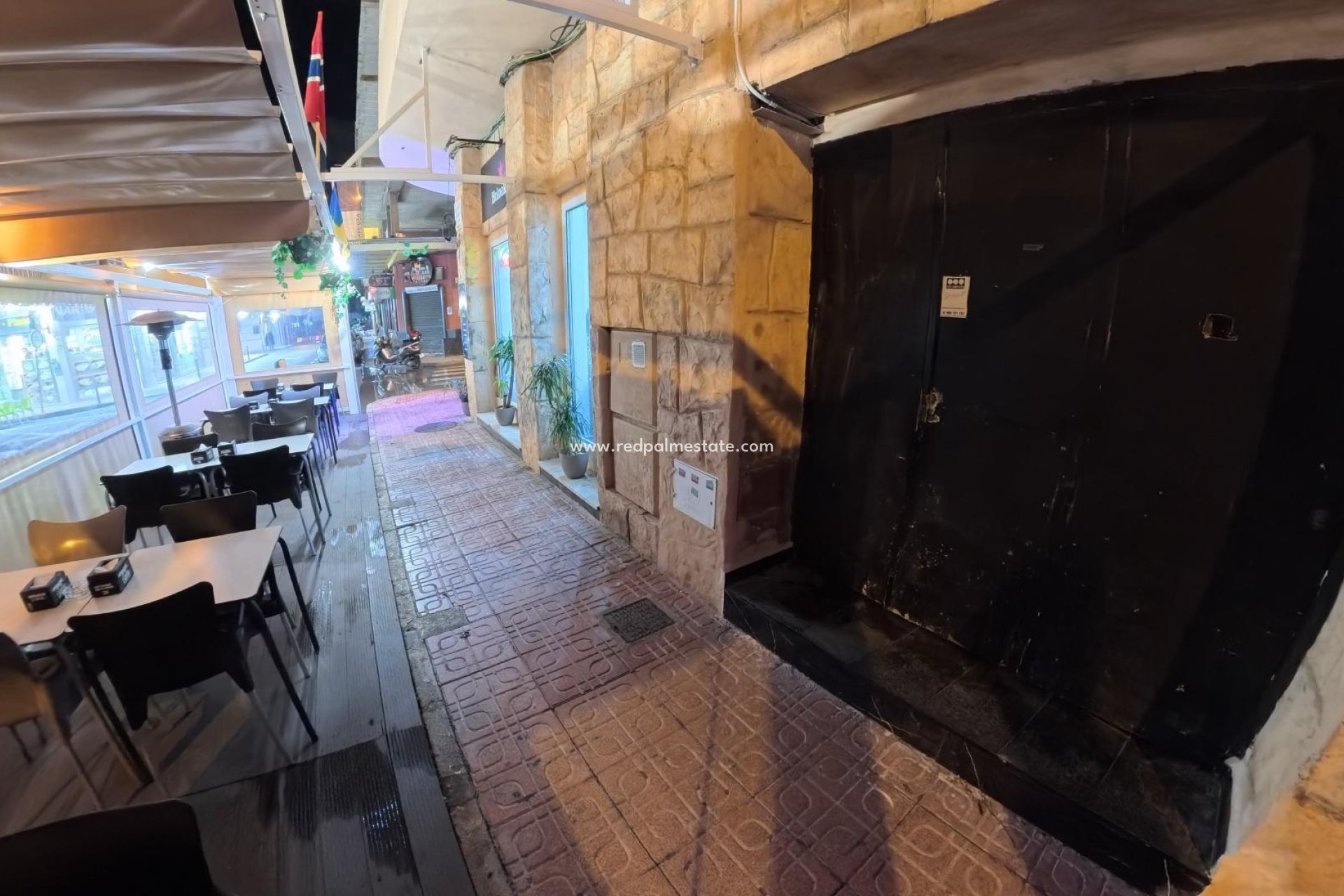 Videresalg - Virksomhet -
Torrevieja - Playa del Cura