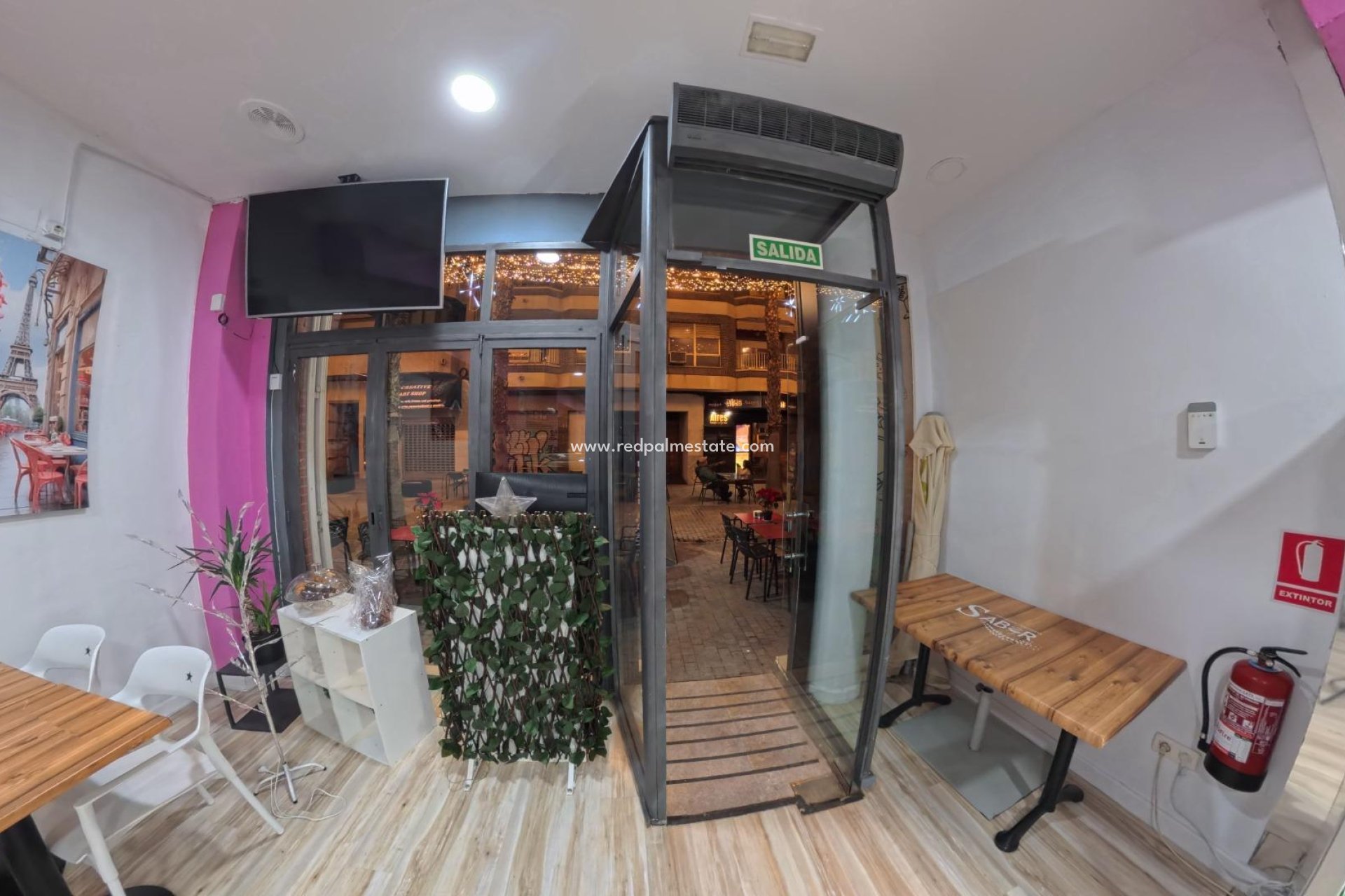 Videresalg - Virksomhet -
Torrevieja - Playa del Cura