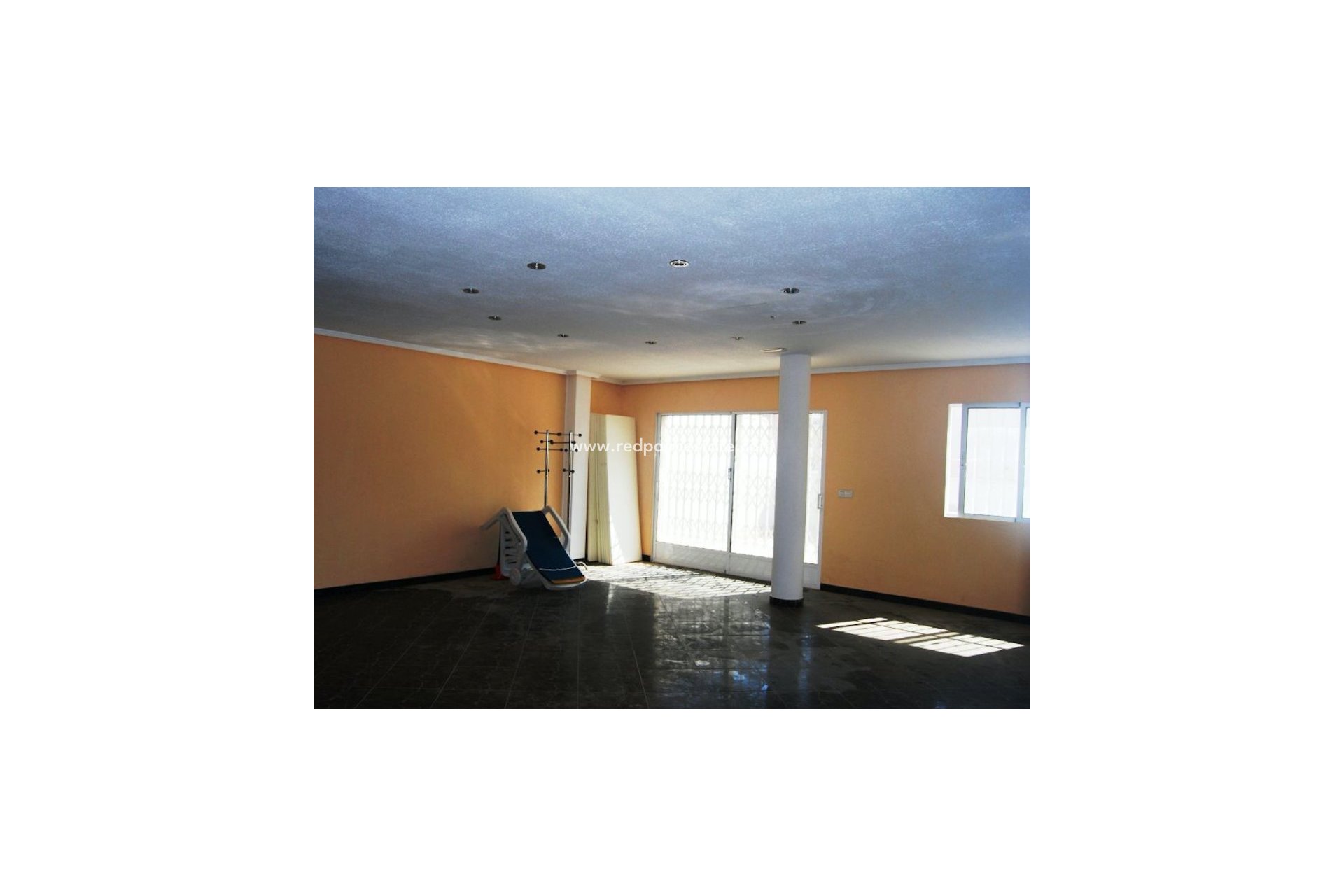 Videresalg - Virksomhet -
Torrevieja