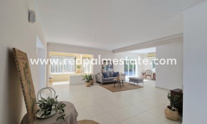 Villa - Återförsäljning - Albir - Costa Blanca