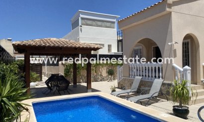 Villa - Återförsäljning - Ciudad quesada - Costa Blanca