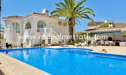 Villa - Återförsäljning - Ciudad Quesada/Rojales - Centro de la Ciudad Quesada