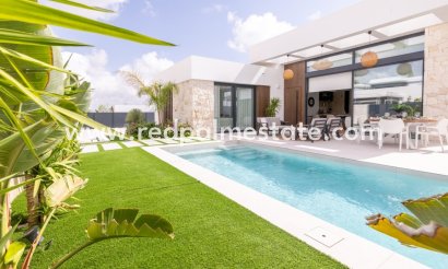 Villa - Återförsäljning - Ciudad Quesada/Rojales - Rojales