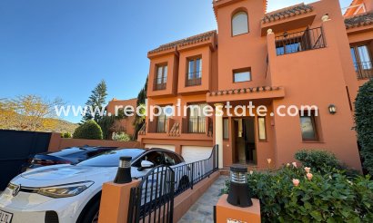 Villa - Återförsäljning - La Manga - Costa Calida