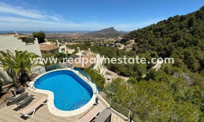 Villa - Återförsäljning - La Manga - Costa Calida