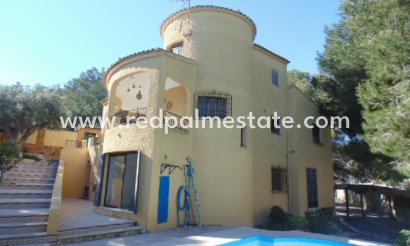 Villa - Återförsäljning -
            Orihuela Costa - BL-38560