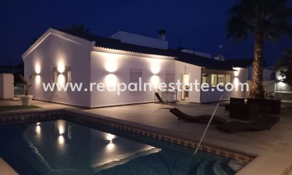 Villa - Återförsäljning - Orihuela Costa - Cabo Roig