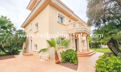 Villa - Återförsäljning - Orihuela Costa - Cabo Roig