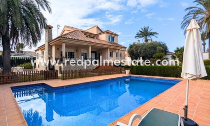 Villa - Återförsäljning - Orihuela Costa - Costa Blanca