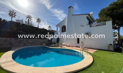 Villa - Återförsäljning - Orihuela Costa - Costa Blanca