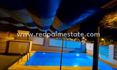 Villa - Återförsäljning -
            Orihuela Costa - HL-14091