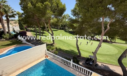 Villa - Återförsäljning - Orihuela Costa - Inland