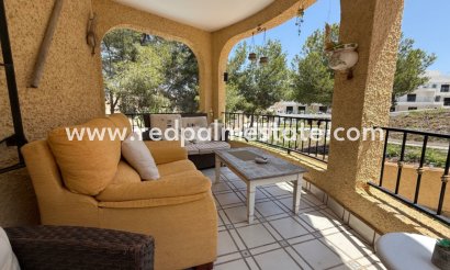 Villa - Återförsäljning - Orihuela Costa - Inland