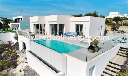 Villa - Återförsäljning - Orihuela Costa - Las Colinas Golf