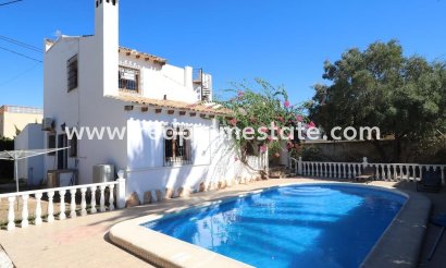 Villa - Återförsäljning - Orihuela Costa - Orihuela Costa