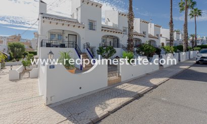 Villa - Återförsäljning - Orihuela Costa - Orihuela Costa