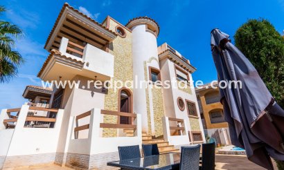 Villa - Återförsäljning - Orihuela Costa - Orihuela Costa