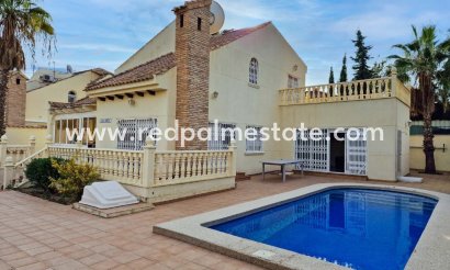 Villa - Återförsäljning - Orihuela Costa - Playa Flamenca