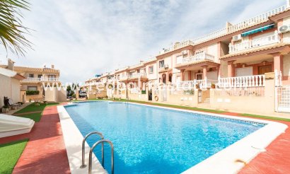 Villa - Återförsäljning - Orihuela Costa - Punta prima