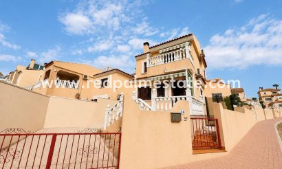 Villa - Återförsäljning - Orihuela Costa - Villamartín