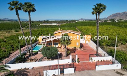 Villa - Återförsäljning - Orihuela - Inland