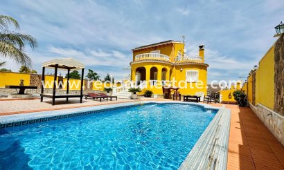Villa - Återförsäljning - Orihuela - Urb. Montepinar