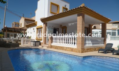 Villa - Återförsäljning - Pilar de la Horadada - Costa Blanca