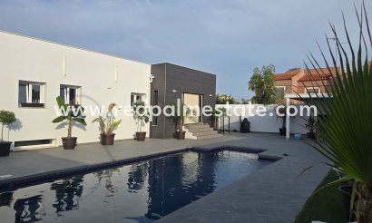 Villa - Återförsäljning - Rojales - Inland