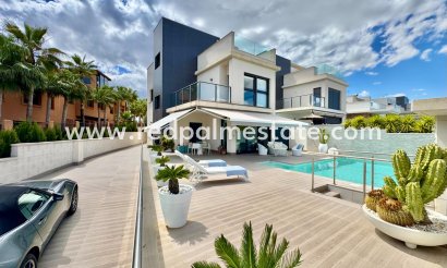 Villa - Återförsäljning - San Miguel de Salinas - Bellavista