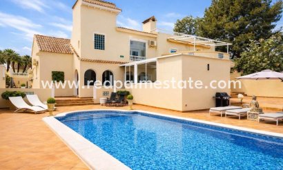 Villa - Återförsäljning - San Miguel de Salinas - Inland