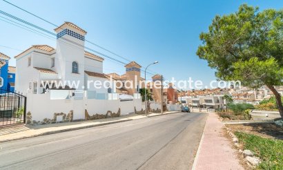 Villa - Återförsäljning - San Miguel de Salinas - Las filipinas