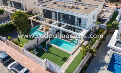 Villa - Återförsäljning - Santa Pola - Costa Blanca