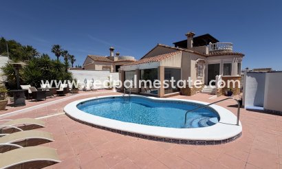 Villa - Återförsäljning - Torremendo - Torremendo