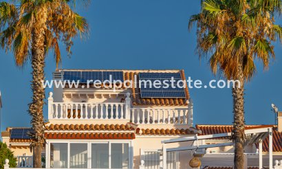 Villa - Återförsäljning - Torrevieja - Costa Blanca