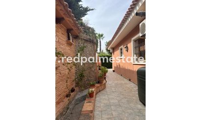 Villa - Återförsäljning - Torrevieja - Los balcones