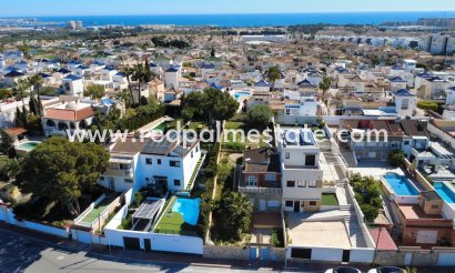 Villa - Återförsäljning - Torrevieja - Los balcones