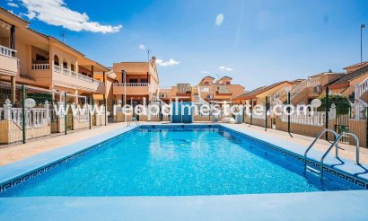 Villa - Återförsäljning - Torrevieja - Torretas