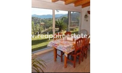 Villa - Återförsäljning - Vall de Gallinera - Alpatró