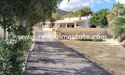 Villa - Återförsäljning - Villajoyosa - Costa Blanca