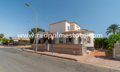 Villa - Herverkoop - Orihuela Costa - La Florida