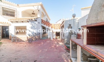 Villa - Herverkoop - Orihuela Costa - Punta Prima