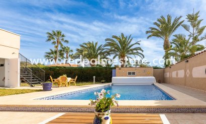 Villa - Herverkoop -
            Torrevieja - HL-32084