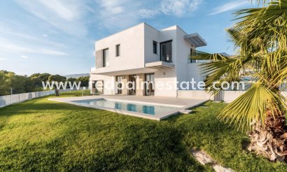 Villa independiente - Obra nueva - Finestrat - Sierra Cortina