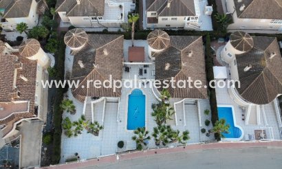 Villa independiente - Reventa - Orihuela Costa - Inland