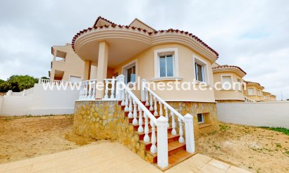 Villa independiente - Reventa - San Miguel de Salinas - San Miguel de Salinas